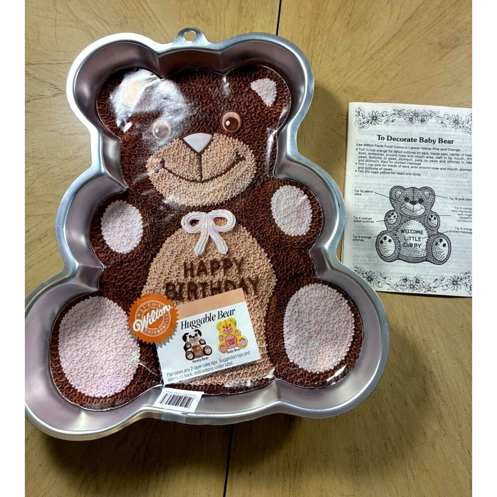 NEW 80s Aluminum Teddy Bear Cake Pan Bear Shaped Baking Molds & Booklet 1982 Vtg